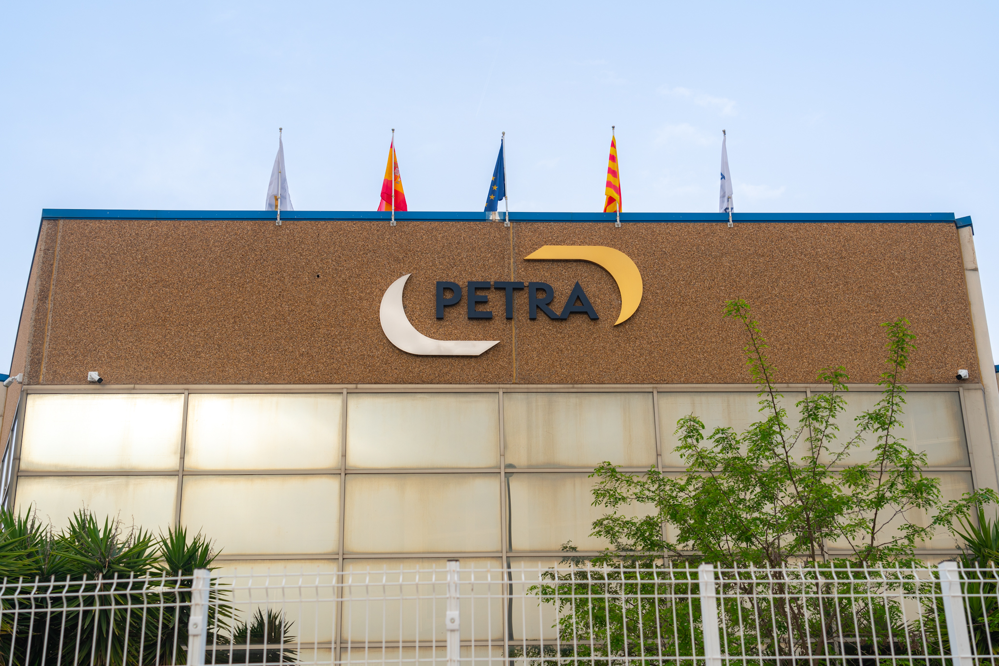 Fachada de Petra Recycling Europe